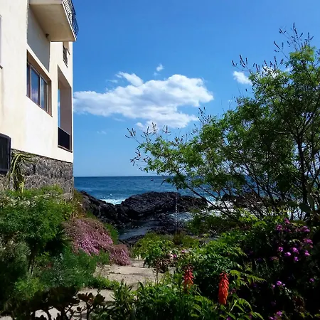 Orpheus Hotel 2*