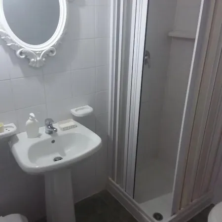 Otel Orpheus 2*