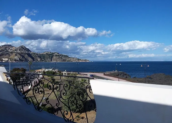 Hotel Orpheus Giardini-Naxos